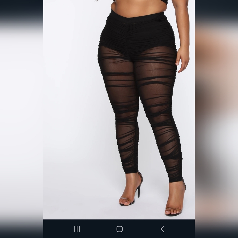 Sheer Ruched Leggings - Picture 2 of 2